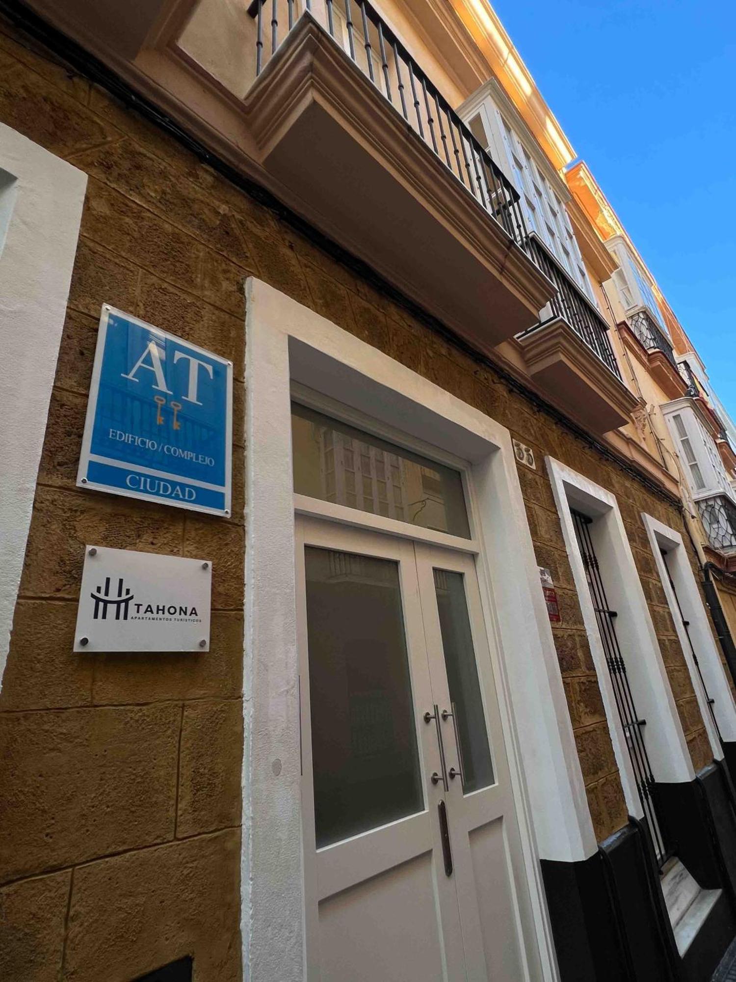Apartamentos La Tahona Cadiz Ngoại thất bức ảnh